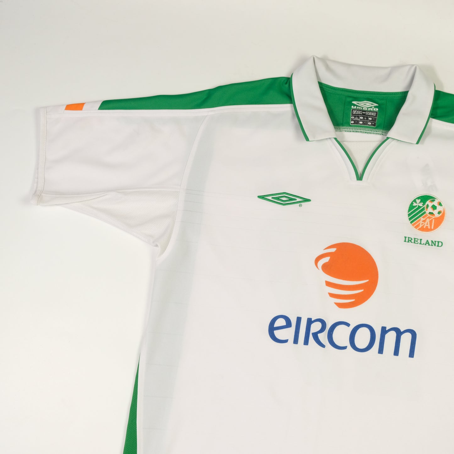 2003/05 Ireland Away Shirt Umbro