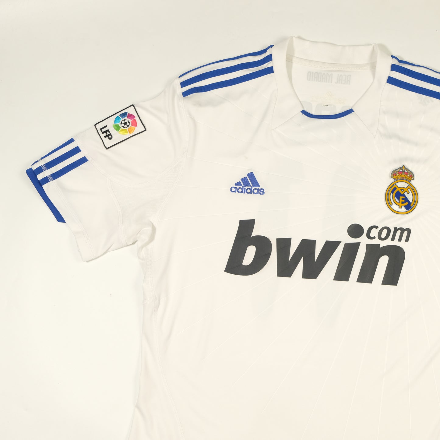 2010/11 Real Madrid Home shirt Granero Adidas (L)