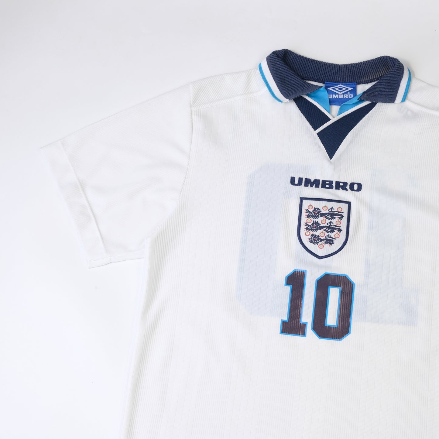 1995/97 England Home Shirt Umbro Sheringham