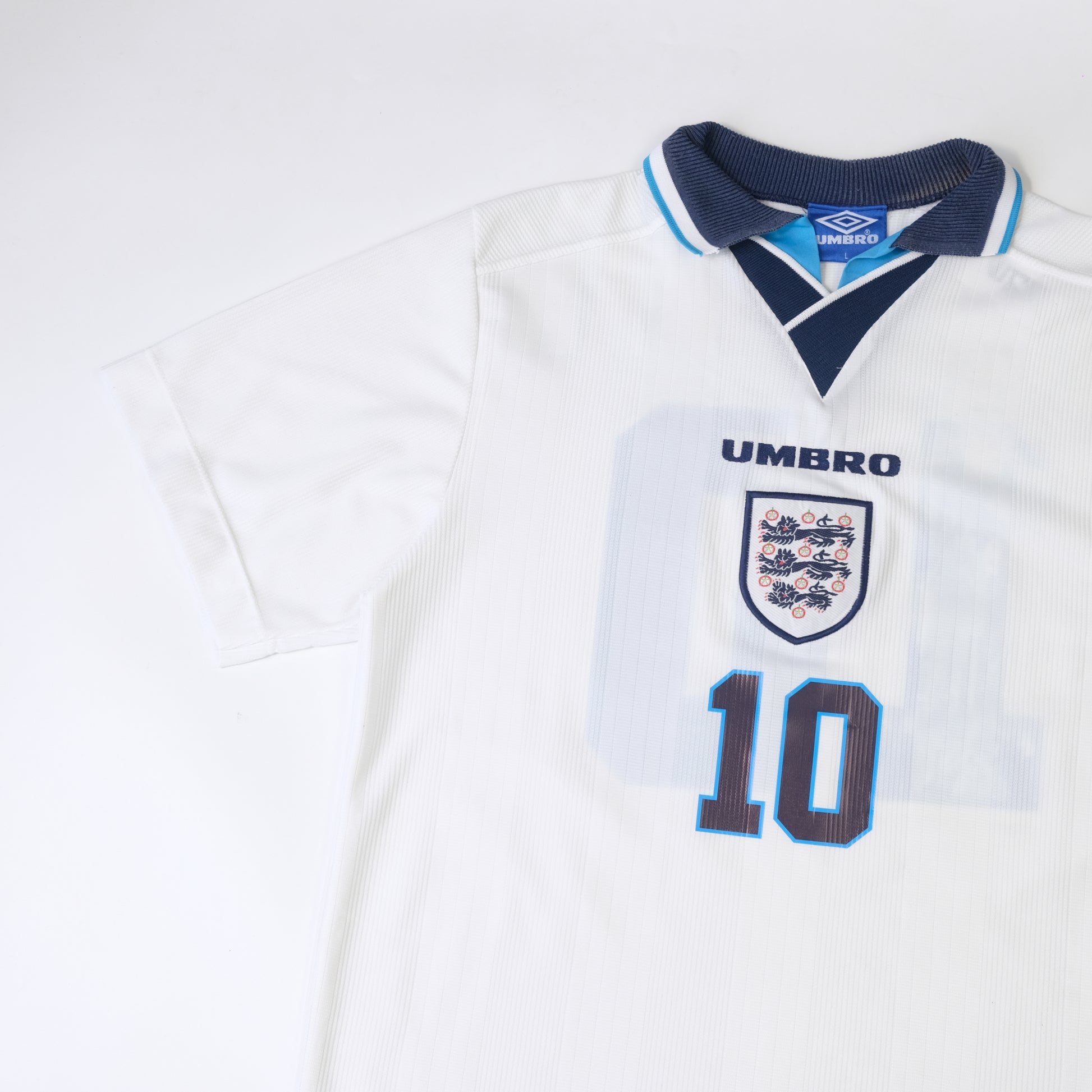 1995/97 England Home Shirt Umbro Sheringham