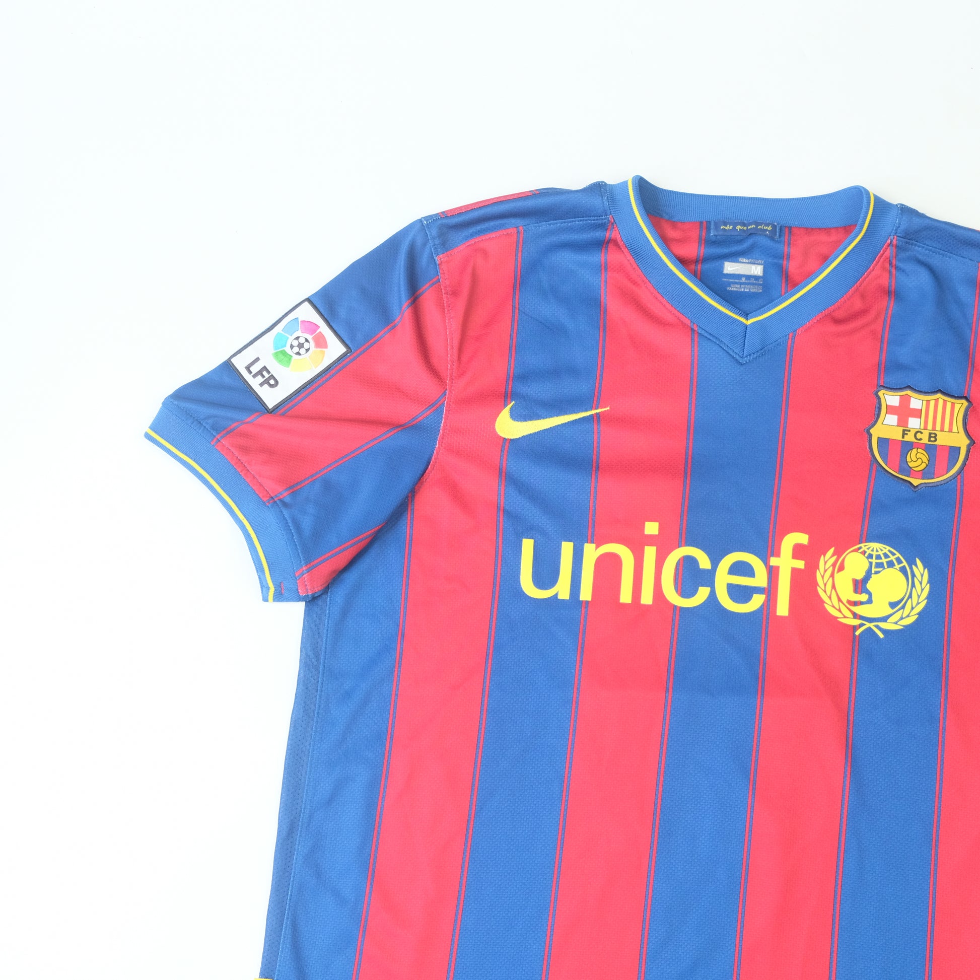 2009/10 Barcelona Home Shirt Iniesta Nike 