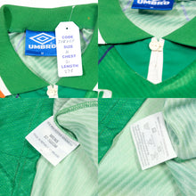 Load image into Gallery viewer, Ireland Original 1994/1996 Umbro Home Football Shirt Medium
